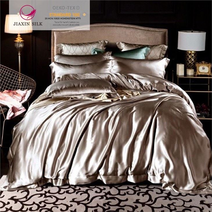 Silk Bedding Manufacturers